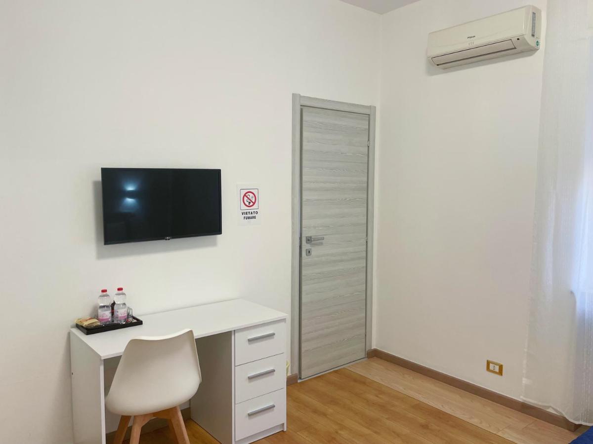 Nuovo Confortini Rooms Sunday Verona Eksteriør billede