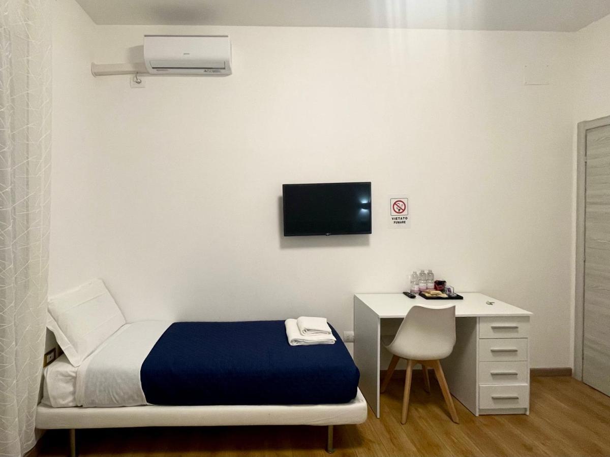 Nuovo Confortini Rooms Sunday Verona Eksteriør billede