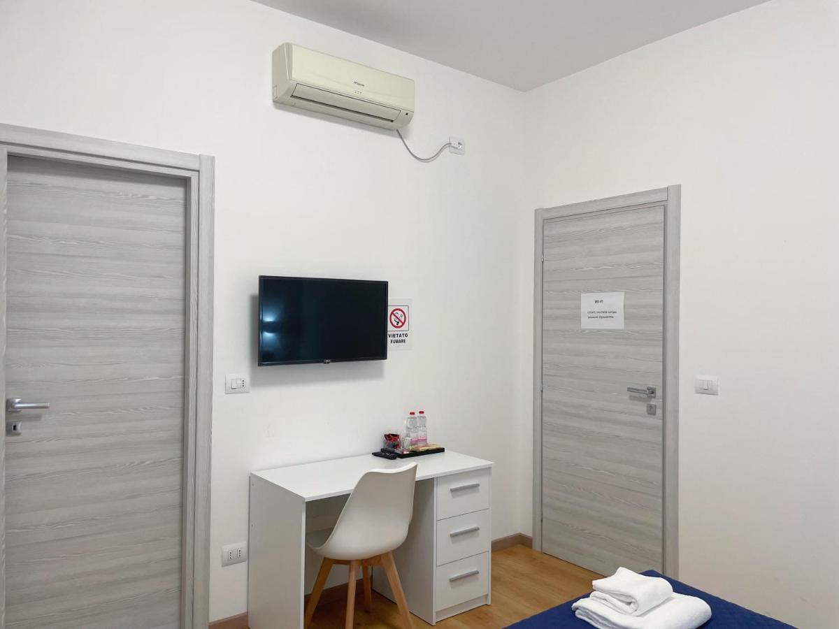 Nuovo Confortini Rooms Sunday Verona Eksteriør billede